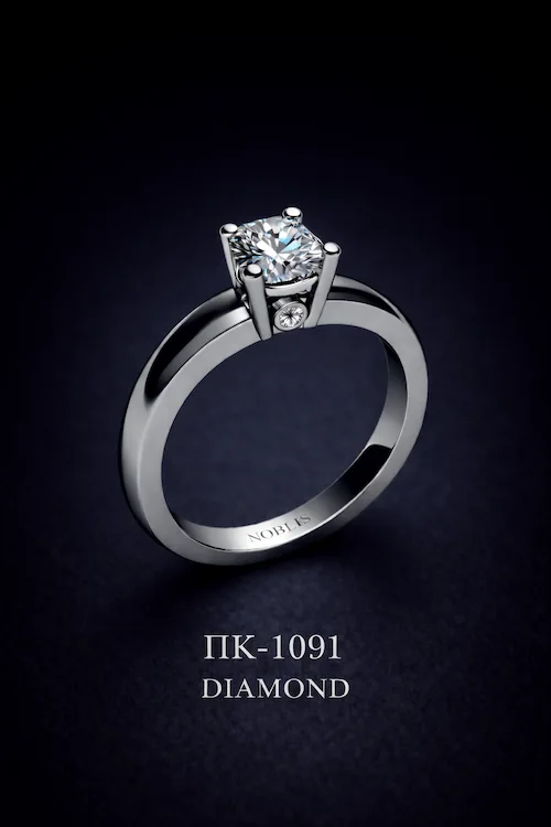 NOBLIS — Engagement Ring 4. Bijuterie lucrată manual în Chișinău, finisaj premium, livrare în toată Moldova.