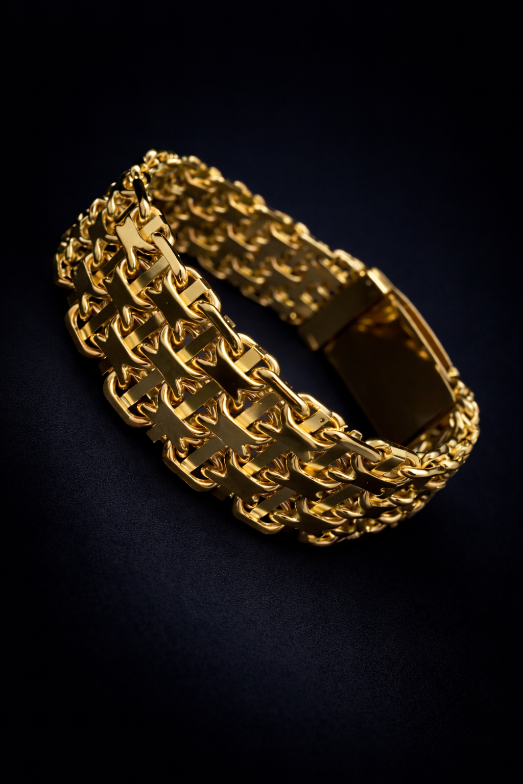 NOBLIS — Chains & Bracelets 8. Bijuterie lucrată manual în Chișinău, finisaj premium, livrare în toată Moldova.