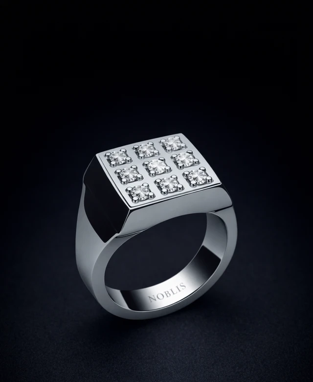 Men’s ring Lyra — an individually crafted NOBLIS creation.
