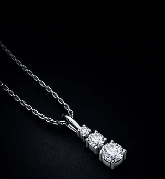 Pendant Aster — an individually crafted NOBLIS creation.