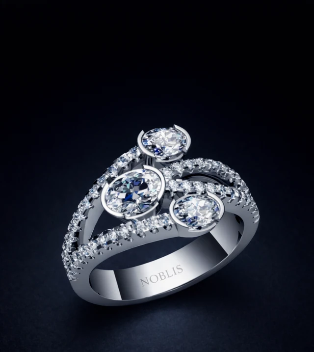 Signature ring Lyra — an individually crafted NOBLIS creation.